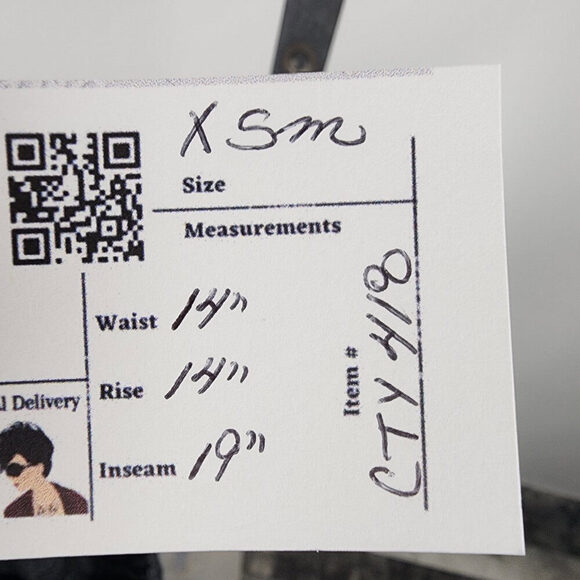 Bench Grey Athletuc Capri Leggings Size XS - Picture 9 of 9